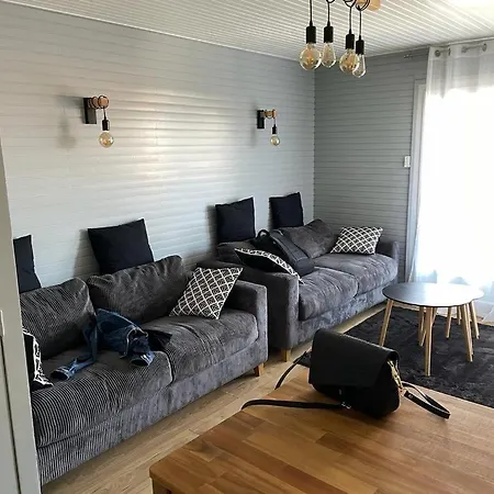 Cosy Studio Apartment *